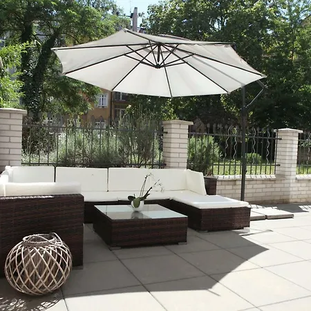 Brand New!! Studio With Privat Patio And Garden *
